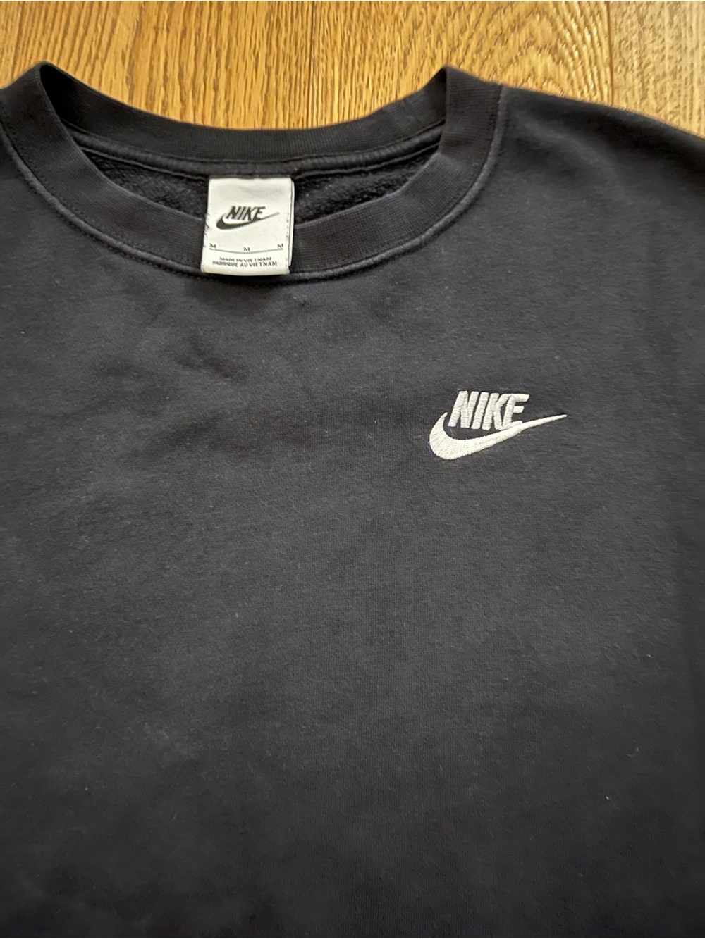 Men’s Nike Crewneck Black Embroidered